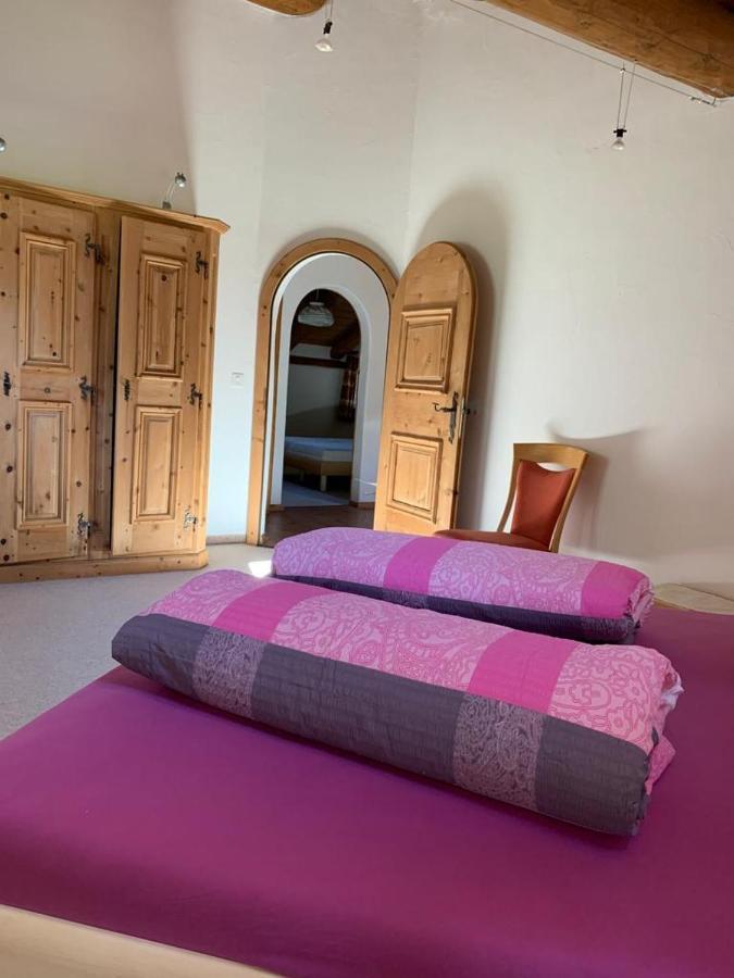Ferienwohnung Jalet Tschierv Zewnętrze zdjęcie