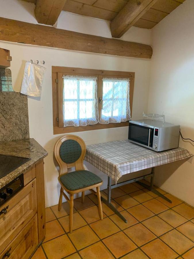 Ferienwohnung Jalet Tschierv Zewnętrze zdjęcie